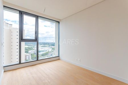15_photo/94dce3cd67.5e32ded3db9b1cf2-ATLAS-a10d7055-0873-4c35-a690-2bed62429ac5.jpg de apartamento à venda com 3 quartos, 208m² em Mossunguê, Curitiba