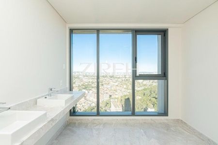 7_photo/94dce3cd81.0c3282d5d4e032e8-ATLAS-6283b344-520c-4a48-9b1a-acbbaaa925ac.jpg de apartamento à venda com 4 quartos, 397m² em Mossunguê, Curitiba