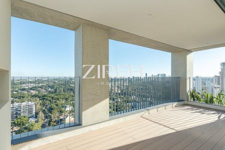 10_photo/94dce3cd81.0c3282d5d4e032e8-ATLAS-8b1f1cdb-dbd7-45f5-bff6-2b8c95fbabf6.jpg de apartamento à venda com 4 quartos, 397m² em Mossunguê, Curitiba