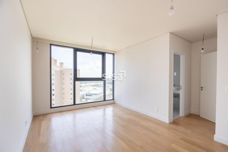 5_photo/94dce3cd81.8d4805d93460c8df-ATLAS-541279e1-9597-4fcc-afc2-0c5a9c17fdf4.jpg de apartamento à venda com 4 quartos, 613m² em Mossunguê, Curitiba