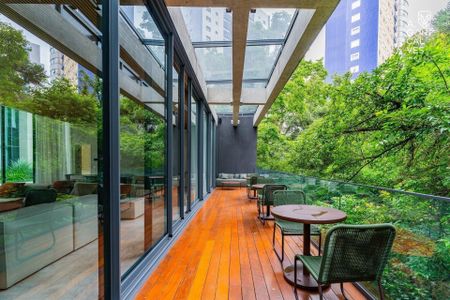 11_photo/94dce3cd81.b3f7f04010e5a210-ATLAS-41387e39-970b-4e48-92de-8b4803c611f9.jpg de apartamento à venda com 3 quartos, 309m² em Mossunguê, Curitiba