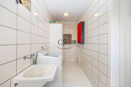 25_photo/94dce3cd87.6e21bbe600adde7b-ATLAS-8500f9c8-e4d6-454c-acee-e2b3ff599ea3.jpg de apartamento à venda com 4 quartos, 172m² em Mossunguê, Curitiba