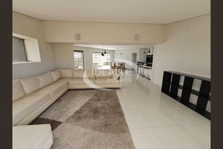 12_photo/94dce3cd8b.7afe9028c19637b4-ATLAS-ae3fdc59-a578-4ea7-9fdf-0543e496a217.jpg de apartamento para alugar com 4 quartos, 229m² em Campina do Siqueira, Curitiba