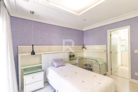 8_photo/94dce3cda1.8280fc8df53f6233-ATLAS-a94820ae-feb5-4bf2-b968-7eba5a1a0fff.jpg de casa à venda com 4 quartos, 420m² em Mossunguê, Curitiba