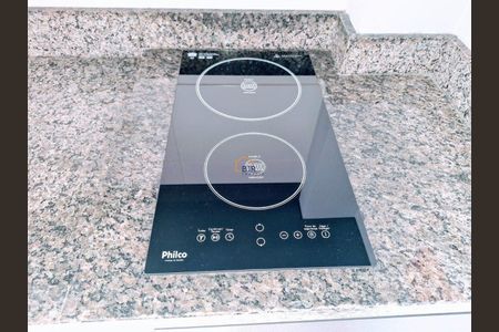 7_photo/94dce3cdc5.20b1407c08fdccdc-ATLAS-79d6e4d2-c8cf-4e7a-8c6e-09f6cbe7ec61.jpg de kitnet/studio para alugar com 1 quarto, 21m² em Mossunguê, Curitiba