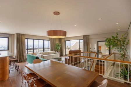 27_photo/94dce3cded.ee31d1fd9df23408-ATLAS-b6d4a8cc-ed7b-46e8-8a49-0b29003b6506.jpg de apartamento à venda com 4 quartos, 407m² em Mossunguê, Curitiba