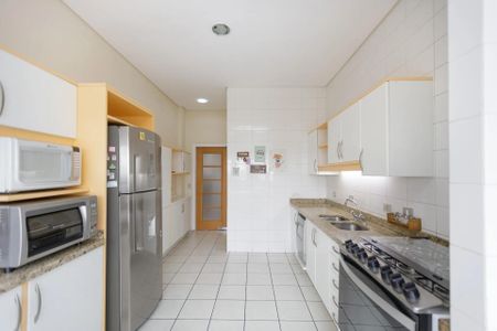 9_photo/94dce3cded.ee31d1fd9df23408-ATLAS-e9eca16d-2e00-4973-a657-aa2e125af324.jpg de apartamento à venda com 4 quartos, 407m² em Mossunguê, Curitiba