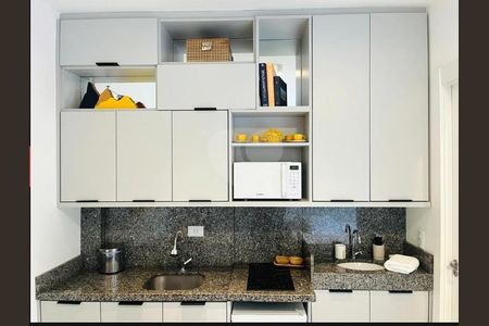 3_photo/94dce3ceeb.8406d85b1cc03178-ATLAS-1d965558-3e79-4bd8-ae12-5a527e9f5aa4.jpg de kitnet/studio à venda com 0 quarto, 21m² em Mossunguê, Curitiba