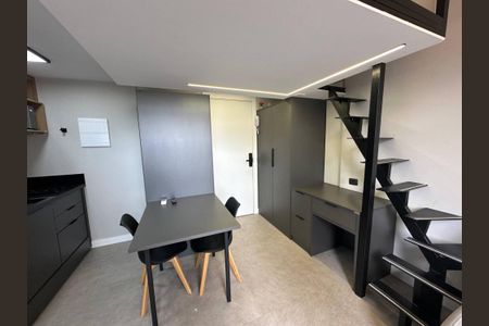 15_photo/94dce3ceeb.9b0646a0f80c27e2-ATLAS-8311c9cd-1add-424a-885f-dc5dacf06b59.jpg de apartamento para alugar com 1 quarto, 22m² em Mossunguê, Curitiba