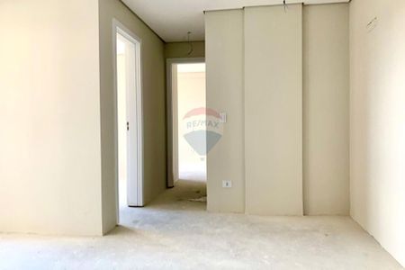 5_photo/94dce3cf27.0b889e304cfb73be-ATLAS-435fd8ef-c00d-4d32-b7d1-ccd020786f0c.jpg de apartamento à venda com 2 quartos, 48m² em Campina do Siqueira, Curitiba