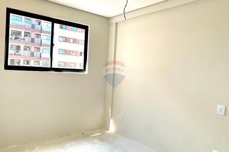 12_photo/94dce3cf27.0b889e304cfb73be-ATLAS-7bb26841-e90d-4f7f-9fab-a005a8f9737f.jpg de apartamento à venda com 2 quartos, 48m² em Campina do Siqueira, Curitiba