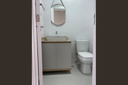 29_photo/94dce3cf27.c7a4ec1db9f03fd3-ATLAS-ae9918ee-0405-4e4c-8677-6beba334cd94.jpg de apartamento para alugar com 2 quartos, m² em Campina do Siqueira, Curitiba