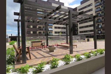 45_photo/94dce3cf27.c7a4ec1db9f03fd3-ATLAS-e9aad963-3cf1-48bb-881b-2cb0ccfa813c.jpg de apartamento para alugar com 2 quartos, m² em Campina do Siqueira, Curitiba