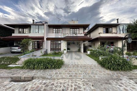 5_photo/94dce3cf49.2d3ac289e0c8b5b7-ATLAS-59241ae3-9bdb-4989-90c7-4c19e426ac16.jpg de casa à venda com 3 quartos, 155m² em Campina do Siqueira, Curitiba