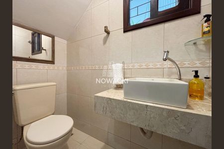 8_photo/94dce3cf49.51cc70ea1b948618-ATLAS-7397194b-5f16-43e0-b3ac-1ebd995aab46.jpg de casa à venda com 3 quartos, 150m² em Campina do Siqueira, Curitiba