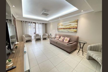 3_photo/94dce3cf49.51cc70ea1b948618-ATLAS-da601894-5e09-4b9e-8d17-e2b72a9127a3.jpg de casa à venda com 3 quartos, 150m² em Campina do Siqueira, Curitiba