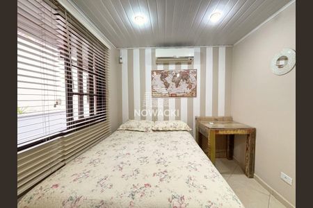 39_photo/94dce3cf49.51cc70ea1b948618-ATLAS-e8041e1a-c22d-4894-96bb-d2aa1fa85f4e.jpg de casa à venda com 3 quartos, 150m² em Campina do Siqueira, Curitiba