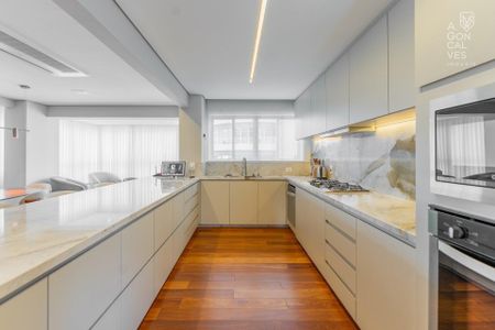 4_photo/94dce3d277.bc360524d1d23086-ATLAS-10f3823f-0b12-47b8-8f32-e973e7dac250.jpg de apartamento à venda com 3 quartos, 181m² em Campina do Siqueira, Curitiba