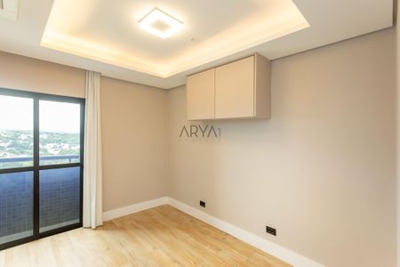 17_photo/94dce3d295.482f2f90c792a06d-ATLAS-84cb998c-bb74-4680-938f-83e1a12ea3f7.jpg de apartamento à venda com 3 quartos, 362m² em Mossunguê, Curitiba