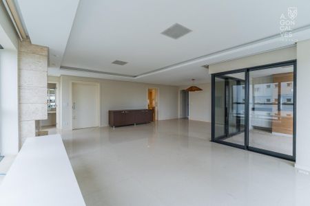 8_photo/94dce3d2a3.7ef935fa4b513992-ATLAS-337de389-72d7-42ac-8e6e-9867c25b85f3.jpg de apartamento à venda com 4 quartos, 226m² em Mossunguê, Curitiba
