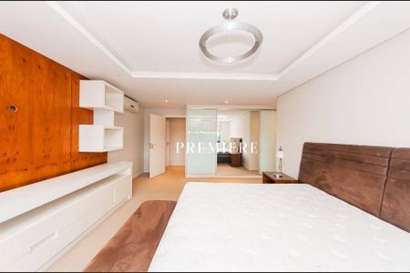 17_photo/94dce3d2a3.cea7c095516a5abf-ATLAS-33248e86-3af1-470b-97af-bede1b0bb7f1.jpg de apartamento para alugar com 3 quartos, 250m² em Campina do Siqueira, Curitiba