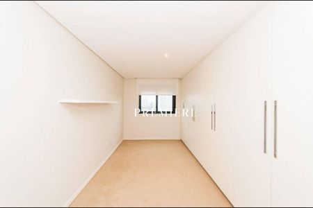 21_photo/94dce3d2a3.cea7c095516a5abf-ATLAS-885d4e7d-94a3-4055-b9c2-5be907028283.jpg de apartamento para alugar com 3 quartos, 250m² em Campina do Siqueira, Curitiba