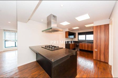 7_photo/94dce3d2a3.d68f5f0de0b80378-ATLAS-0ea2e108-ac46-4e9c-8ce7-209c89d05705.jpg de apartamento para alugar com 3 quartos, 250m² em Campina do Siqueira, Curitiba