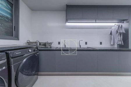 1_photo/94dce3d2b5.46e2aecd349be705-ATLAS-ec096cdd-3e72-4210-afc2-4e5b70337736.jpg de apartamento à venda com 3 quartos, 256m² em Campina do Siqueira, Curitiba