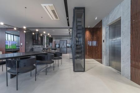 8_photo/94dce3d2b5.975c3b8ed0ea0980-ATLAS-2a441e33-73bf-4d3e-9a32-2ab7ac900db1.jpg de apartamento à venda com 3 quartos, 255m² em Campina do Siqueira, Curitiba