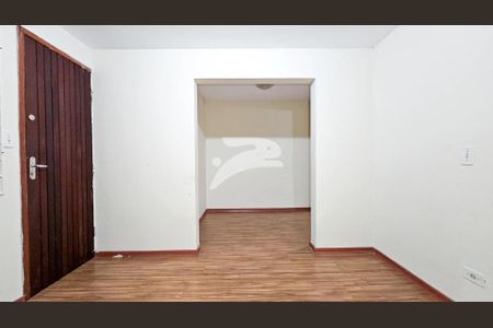 6_photo/94dce3d2c3.5c495fa2bf254f74-ATLAS-ba49f068-0353-4823-bf74-cb41c2d00005.jpg de casa à venda com 2 quartos, 67m² em Campina do Siqueira, Curitiba
