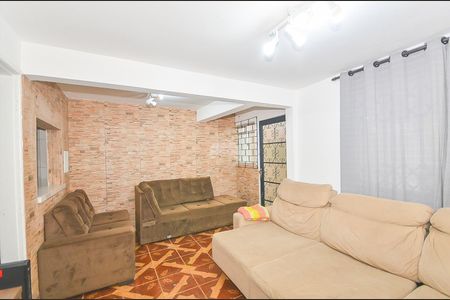 12_photo/94dce3d2c3.cfc133a46af1cc9c-ATLAS-15a71f59-27ad-46d1-ba2e-e79fa0568da7.jpg de casa à venda com 3 quartos, 210m² em Campina do Siqueira, Curitiba