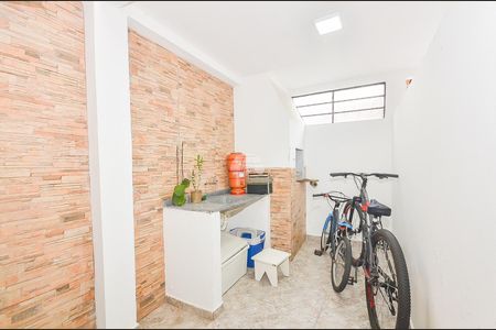 9_photo/94dce3d2c3.cfc133a46af1cc9c-ATLAS-930e4aad-4135-43a6-832f-7e5f54d8138f.jpg de casa à venda com 3 quartos, 210m² em Campina do Siqueira, Curitiba