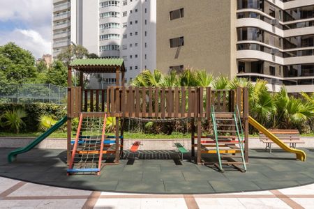 33_photo/94dce3d2cf.1c1cb953b36b6db1-ATLAS-482c80ec-da45-4489-a1ee-84e5b9741b5d.jpg de apartamento à venda com 4 quartos, 380m² em Mossunguê, Curitiba