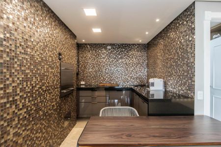 6_photo/94dce3d2cf.1c1cb953b36b6db1-ATLAS-4ef85db4-653f-4c5b-ba90-de2d1737dd45.jpg de apartamento à venda com 4 quartos, 380m² em Mossunguê, Curitiba