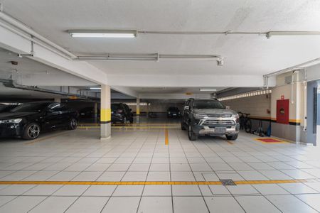 31_photo/94dce3d2cf.1c1cb953b36b6db1-ATLAS-c697f786-e275-4cd7-8d67-99297b0c515a.jpg de apartamento à venda com 4 quartos, 380m² em Mossunguê, Curitiba