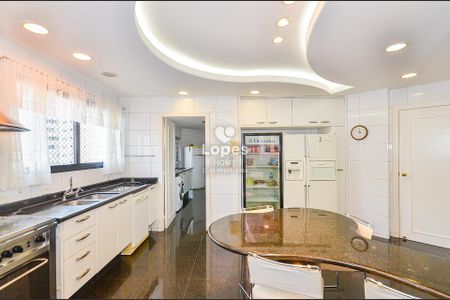 6_photo/94dce3d2cf.53fdec5c642d64d1-ATLAS-bfa8294e-c6db-405c-a56d-172b10bf1b3b.jpg de apartamento para alugar com 4 quartos, 381m² em Mossunguê, Curitiba