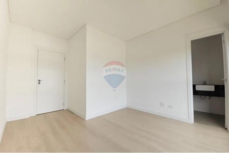 30_photo/94dce3d3f1.c1b8018bc4a6d24e-ATLAS-0b9ae4fc-6edc-4424-a357-9c6e9d8218a0.jpg de apartamento à venda com 3 quartos, 110m² em Mossunguê, Curitiba