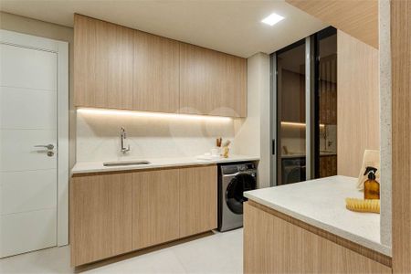 15_photo/94dce3d42f.d4cd3ef4a562316a-ATLAS-ed05ea71-0e4e-4c20-99ed-c7bfe6cb717a.jpg de apartamento à venda com 4 quartos, 184m² em Mossunguê, Curitiba