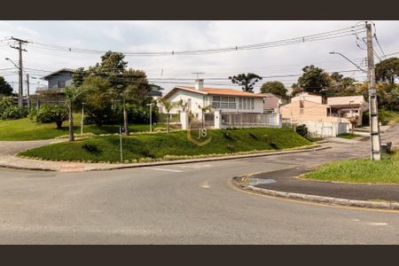 9_photo/94dce3d4fb.cb4a3f4e1d4d223a-ATLAS-4a7ffd1b-22d9-465d-8a9f-ee5cd200df1a.jpg de casa para alugar com 3 quartos, 185m² em Mossunguê, Curitiba