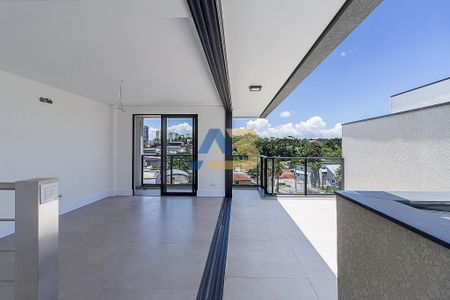 3_photo/94dce3d505.1aa5b8f538f3adaf-ATLAS-0f2b7870-0924-416a-a60e-0ef656f64ca7.jpg de casa à venda com 3 quartos, 240m² em Santo Inácio, Curitiba