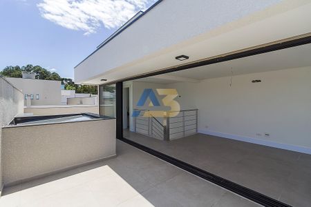 45_photo/94dce3d505.1aa5b8f538f3adaf-ATLAS-397f4699-df24-4bd5-aa6c-55a918ef2474.jpg de casa à venda com 3 quartos, 240m² em Santo Inácio, Curitiba