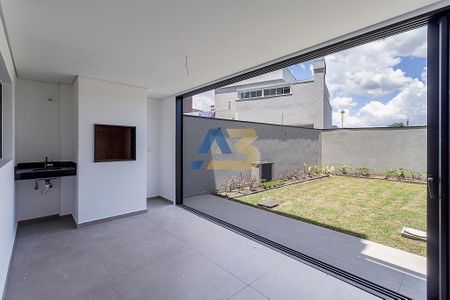 6_photo/94dce3d505.1aa5b8f538f3adaf-ATLAS-c0007d20-577a-4adf-bc2e-3c27a92ea375.jpg de casa à venda com 3 quartos, 240m² em Santo Inácio, Curitiba