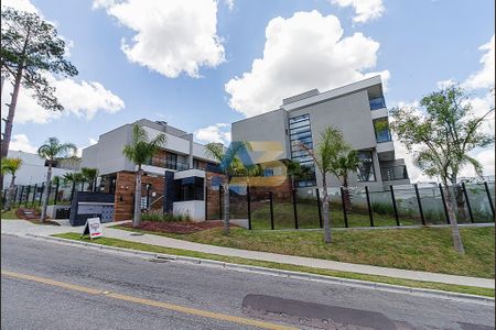 50_photo/94dce3d505.1aa5b8f538f3adaf-ATLAS-c0f58e0f-7d62-4f09-a94b-0fb617f75aa1.jpg de casa à venda com 3 quartos, 240m² em Santo Inácio, Curitiba