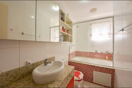 24_photo/94dce3d5f1.f68f768851eb760d-ATLAS-512a13a8-9a7b-4191-8386-3dceae046352.jpg de casa à venda com 3 quartos, 194m² em Santo Inácio, Curitiba