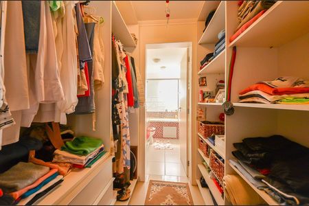 23_photo/94dce3d5f1.f68f768851eb760d-ATLAS-7ce10f8f-95bb-4b38-929d-a718598eb1e1.jpg de casa à venda com 3 quartos, 194m² em Santo Inácio, Curitiba