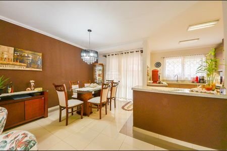 8_photo/94dce3d5f1.f68f768851eb760d-ATLAS-aca767fa-6299-4d72-ac94-eac81f441601.jpg de casa à venda com 3 quartos, 194m² em Santo Inácio, Curitiba