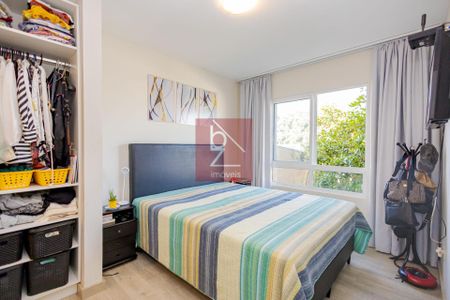 4_photo/94dce3d603.732b7fd8aaa5f07d-ATLAS-5f0ad4b9-a7d6-4693-aa67-9e10a1de8501.jpg de casa à venda com 4 quartos, 320m² em Santo Inácio, Curitiba