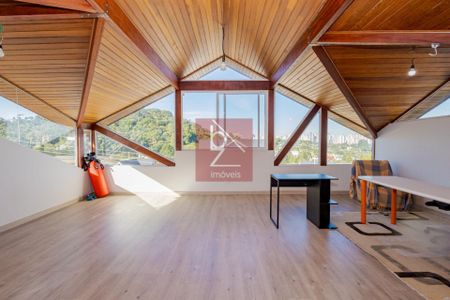 28_photo/94dce3d603.732b7fd8aaa5f07d-ATLAS-f2dbe05e-7fce-450a-b221-a017954562cf.jpg de casa à venda com 4 quartos, 320m² em Santo Inácio, Curitiba