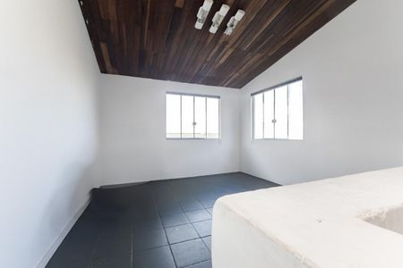 5_photo/94dce3d611.007d8801227075bf-ATLAS-e90b7221-bce1-4c83-885e-325e23efb2d8.jpg de casa à venda com 4 quartos, 320m² em Santo Inácio, Curitiba