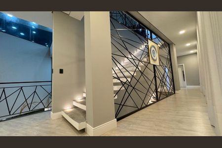 44_photo/94dce3d65b.3540367e7697d24d-ATLAS-9fb7123f-13c4-4c50-93d5-4b50697b0328.jpg de casa à venda com 4 quartos, 558m² em Santo Inácio, Curitiba